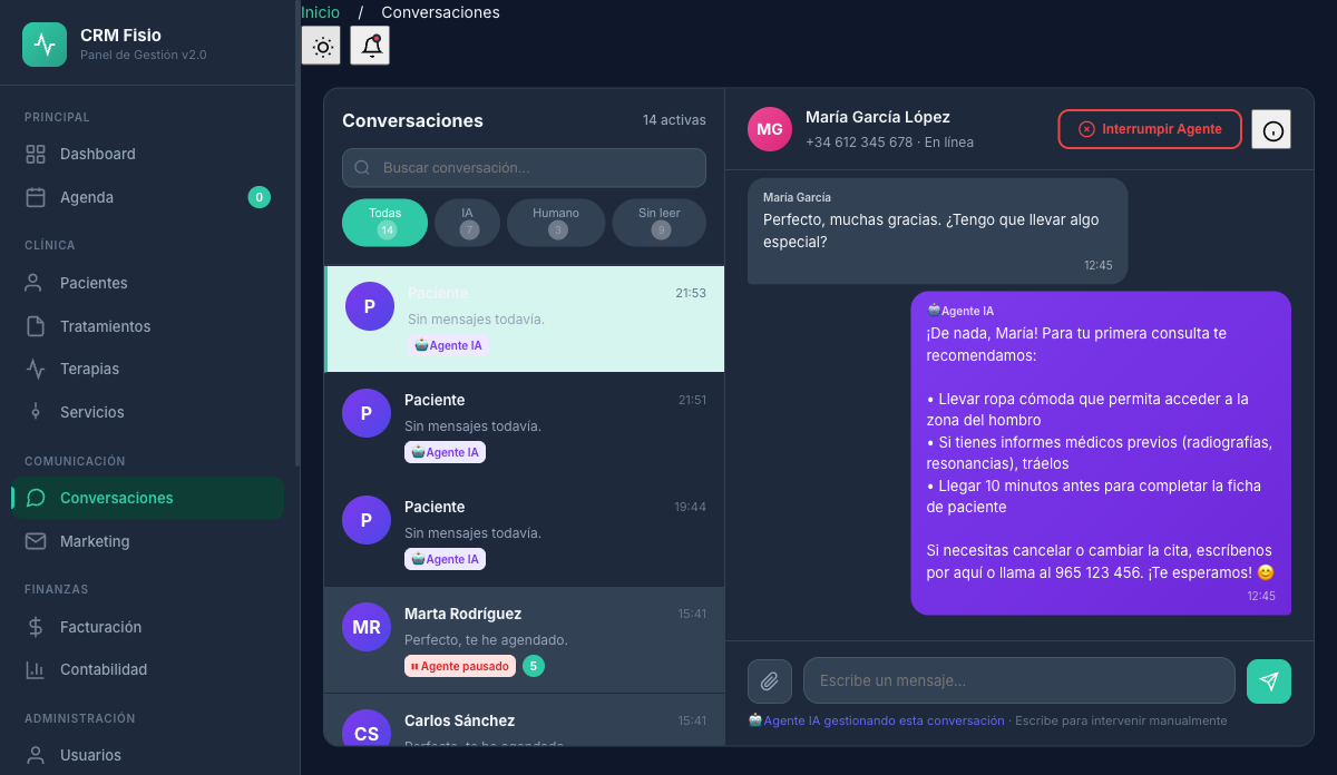 Căsuța de conversații Fisionexa în mod întunecat: Agentul IA îi explică unei paciente ce să aducă la prima programare, iar o altă conversație apare cu agentul pus pe pauză